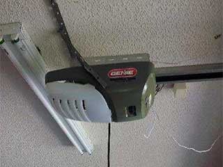 How To Choose The Right Garage Door Opener For You